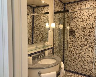 Hotel Majestic - Jesolo - Bathroom