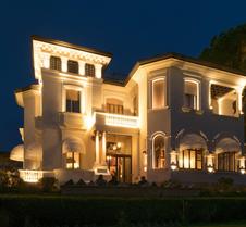 Hotel De la Ville