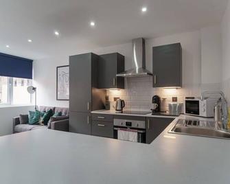 Cosy & Bright 1 Bedroom Preston Apartment - Preston - Kitchen