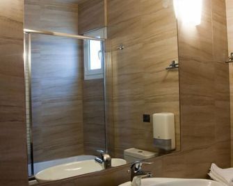 Hotel Olympos - Leptokarya - Salle de bain