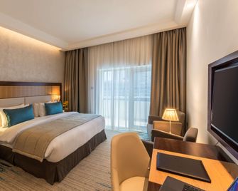 Golden Tulip Media Hotel - Dubai - Bedroom