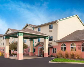 Baymont by Wyndham Galesburg - Galesburg - Edificio