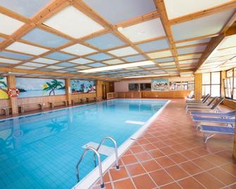Hotel Sancamillo - Dimaro - Piscina
