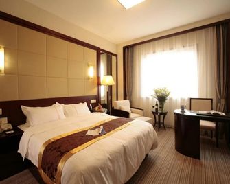 China's National Colours Fashion Themed Hotel - Dalian