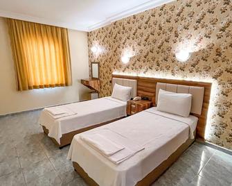 Ozlem 2 Apart Hotel - İçmeler - Bedroom