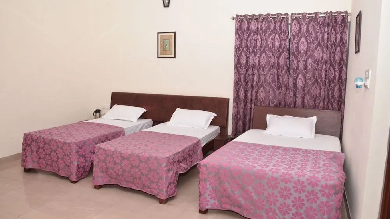 Silver Oak Country Yard Resort