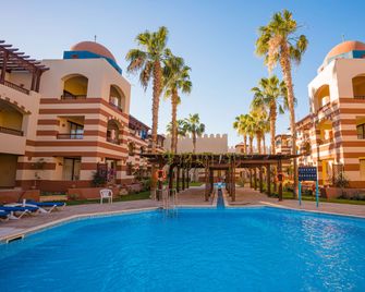Marina Resort Port Ghalib, a member of Radisson Individuals - Port el Ghalib - Pool
