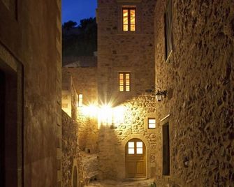 Likinia Hotel - Monemvasia - Parveke