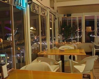 New Sun Gate - Lake Worth - Restaurant