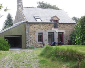 Pleaudihen - sur- Rance between St-Malo and Dinan Stone house 2 épis 1-4 pers - Pleudihen-sur-Rance - Bâtiment