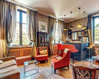 B&B Demeure Saint Louis - קרקסון