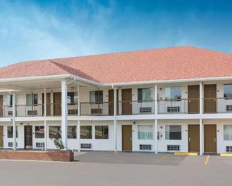 Economy Inn Ashburn Ga I-75 - Ashburn - Building