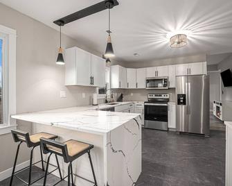 The House On Main - Smithville - Kitchen