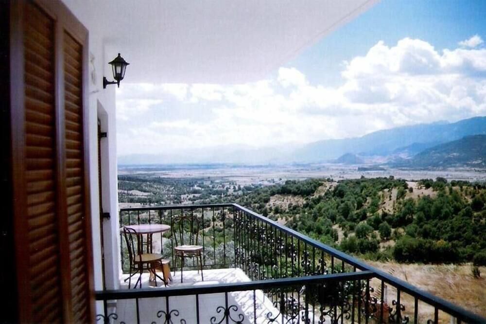 جست هاوس أرسينيس - Kalabaka - شرفة