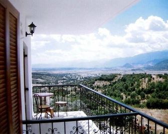Guesthouse Arsenis - Kalabaka - Balcón