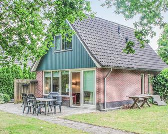 Pet friendly home in Winterswijk with WiFi - Winterswijk - Innenhof