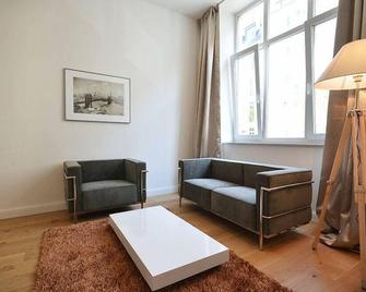 Vienna Residence Frankfurt, Schweizer Platz #6073 - Frankfurt am Main - Living room