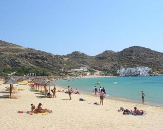 Ios Pelagos - Ios - חוף