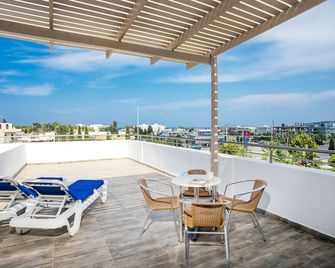 Ξενοδοχείο Mon Repos Villa Καλλιθέα - Faliraki - Μπαλκόνι