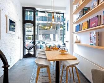 Happy Guesthouse - Brussels