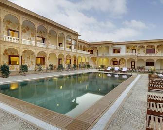 Club Mahindra Jaisalmer - Jaisalmer - Pool