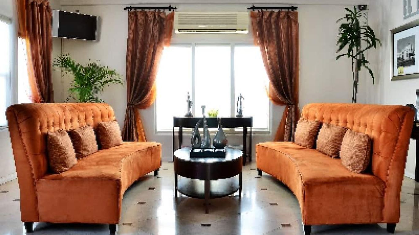 El Primero Boutique Hotel