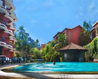 The Baga Marina Beach Resort & Hotel - Calangute - Pool
