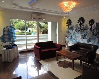 Tilko Jaffna City Hotel - Jaffna - Lobby