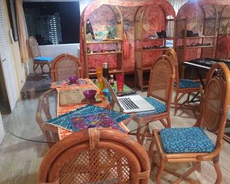 Iow4 Compartir Viajes En Zonas De Lujo En Coliving Solo Para Viajeros Atrevidos - Acapulco - Restaurant