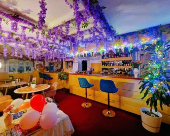The Evergreen Hotel - Banbury - Bar