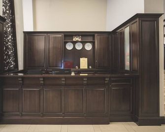 Rediu Hotel & Restaurant - Botoşani