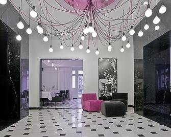Platinum Residence Boutique Hotel - Posnania - Recepción
