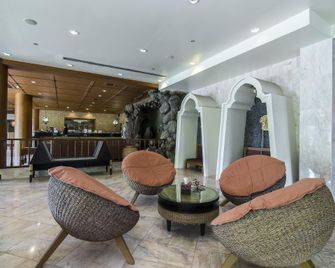 Jolly Suites & Spa Hotel - בנגקוק - לובי