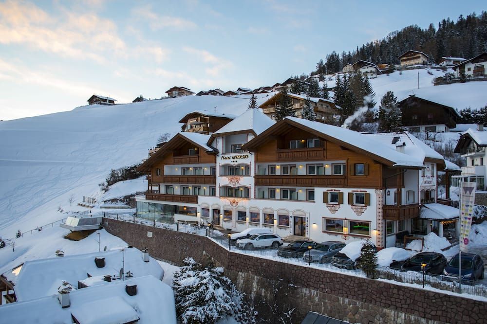 Hotel Interski - סנטה כריסטינה ואלגרדנה - בניין