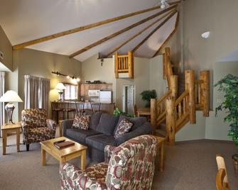 Polaris Lodge - Kimberley - Living room
