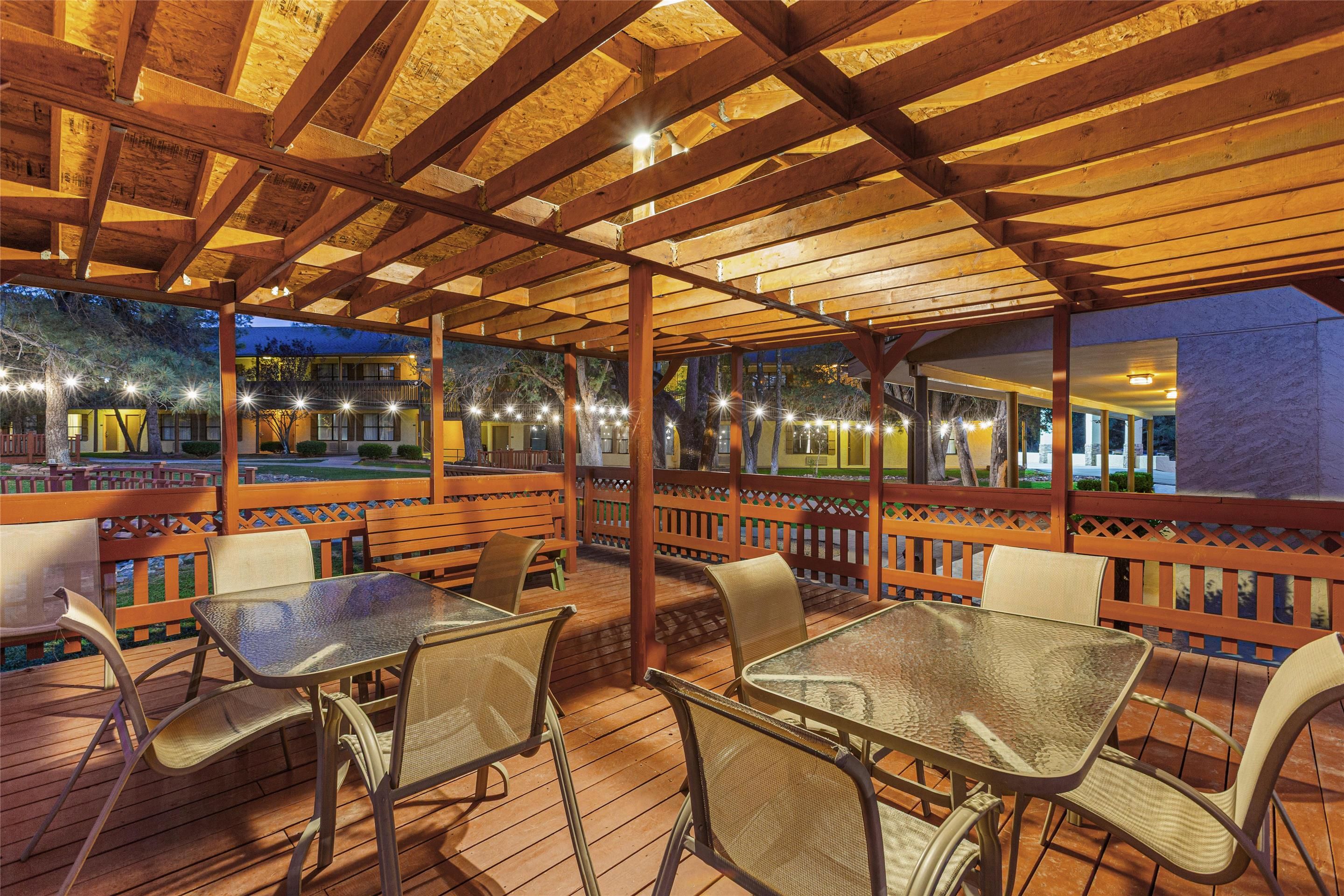 Best Western Pine Springs Inn - Ruidoso Downs - Edificio