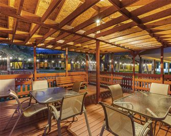 Best Western Pine Springs Inn - Ruidoso Downs - Edificio