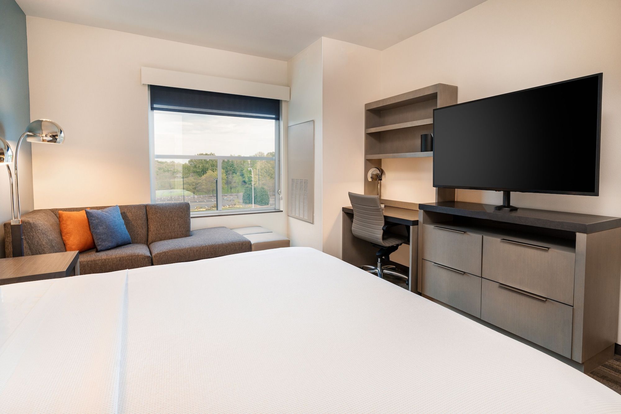 Hyatt House Nashville Airport - Nashville