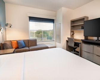 Hyatt House Nashville Airport - Nashville