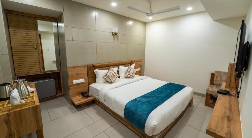 Hotel Pleasant Lake