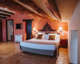 Mas Salvi Country Boutique Hotel - Pals - Schlafzimmer