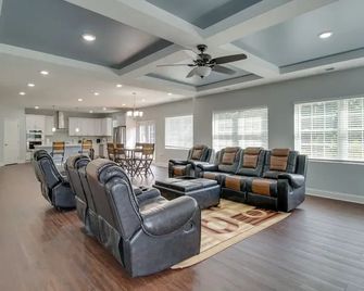 Dumfries Vacation Rental about 32 Mi to Washington DC! - Dumfries