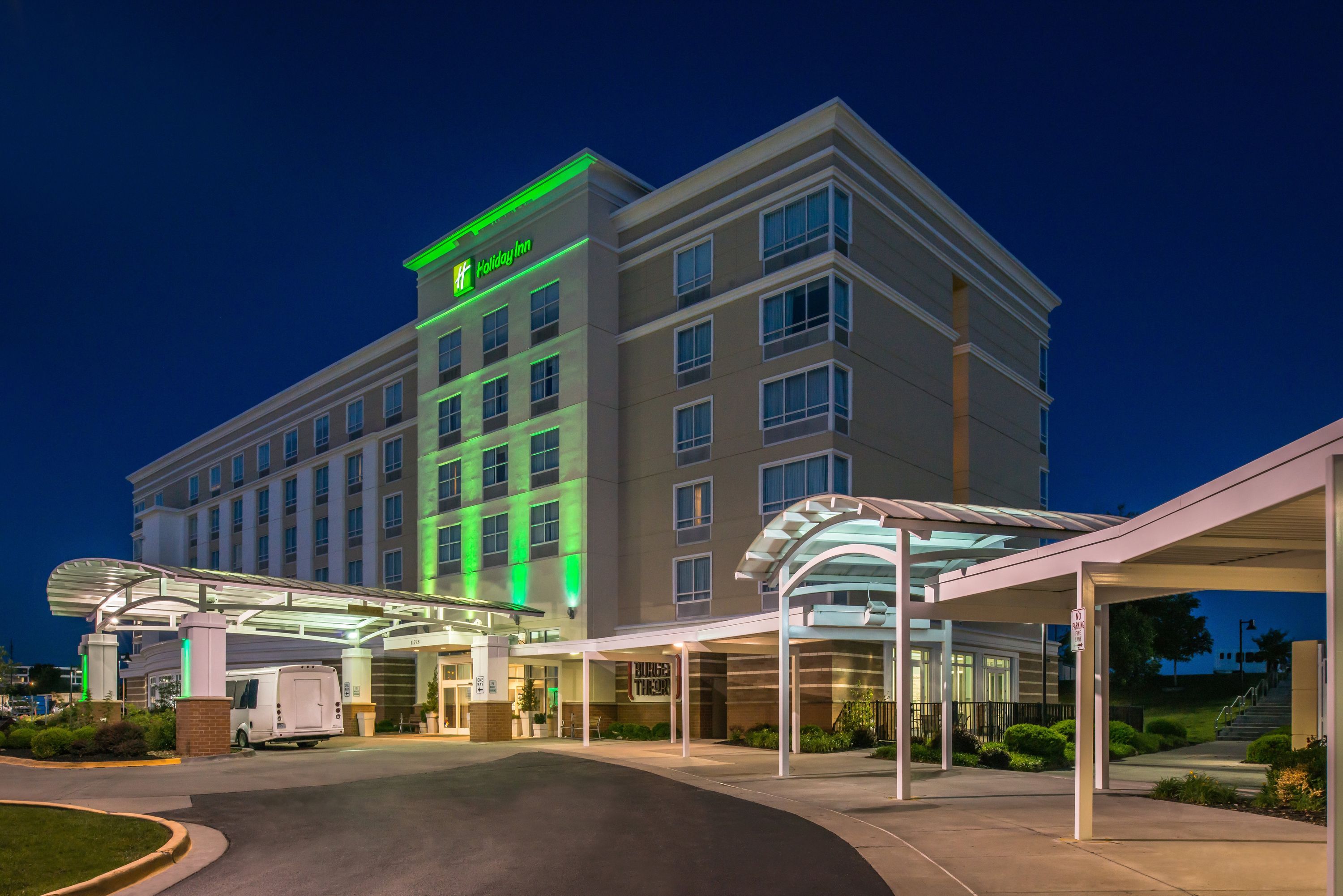Holiday Inn Kansas City Airport by IHG - קנזס סיטי - בניין