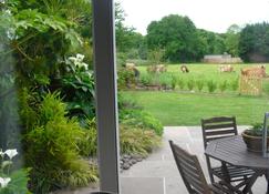 Rural countryside retreat - Trinity - Patio