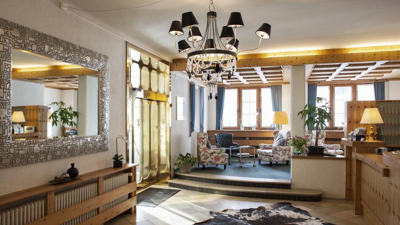 Hotel National By Mountain Hotels