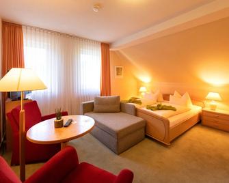 Hotel Zum Steinhof - Bad Blankenburg - Living room
