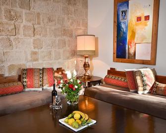 Vila Bakfar - Kefar Yeẖezqel - Living room