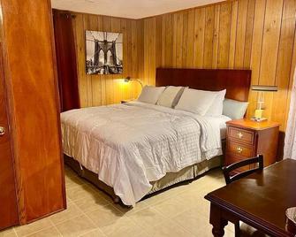 Cozy 2Bdr/ 2-Bth is10 Mn from the Hwy. 270, 5 Mn hospital, Malls, restaurants. - Germantown - Bedroom