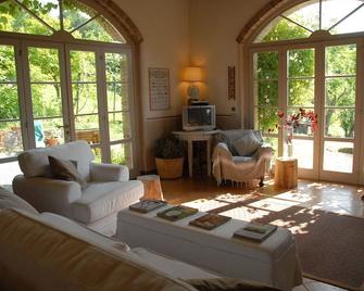 La Cenerara - Holiday Country House With Swimming Pool In Emilia-Romagna - Bardonazzi - Sala de estar
