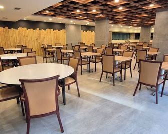 Hotel Diego de Almagro La Serena Express - לה סרנה - מסעדה